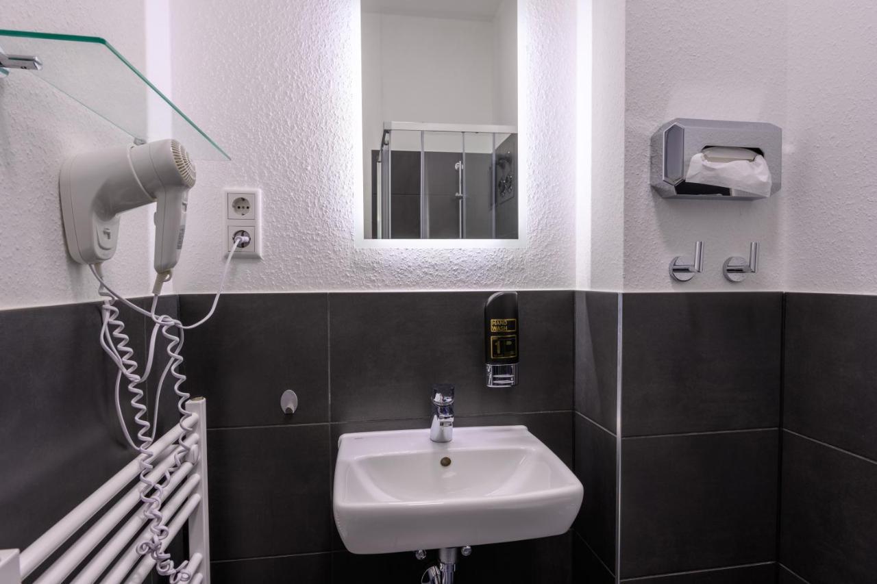 Royale Apartaments Central City Кёльн Экстерьер фото